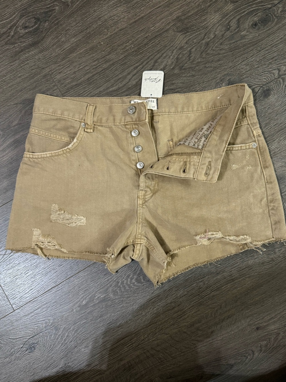 *NWT* Free People Now Or Never Khaki Denim Shorts in Oat Latte